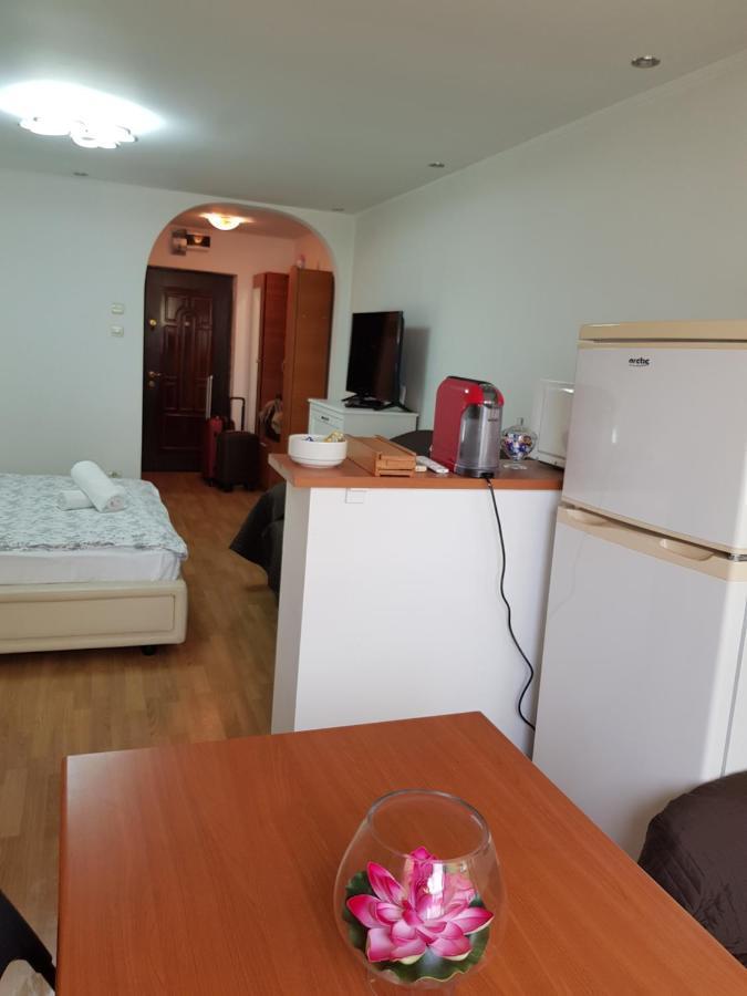 Avrig-Ferdinand Studio Bucureşti Exterior foto