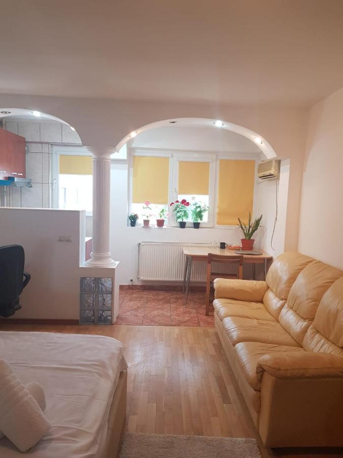 Avrig-Ferdinand Studio Bucureşti Exterior foto