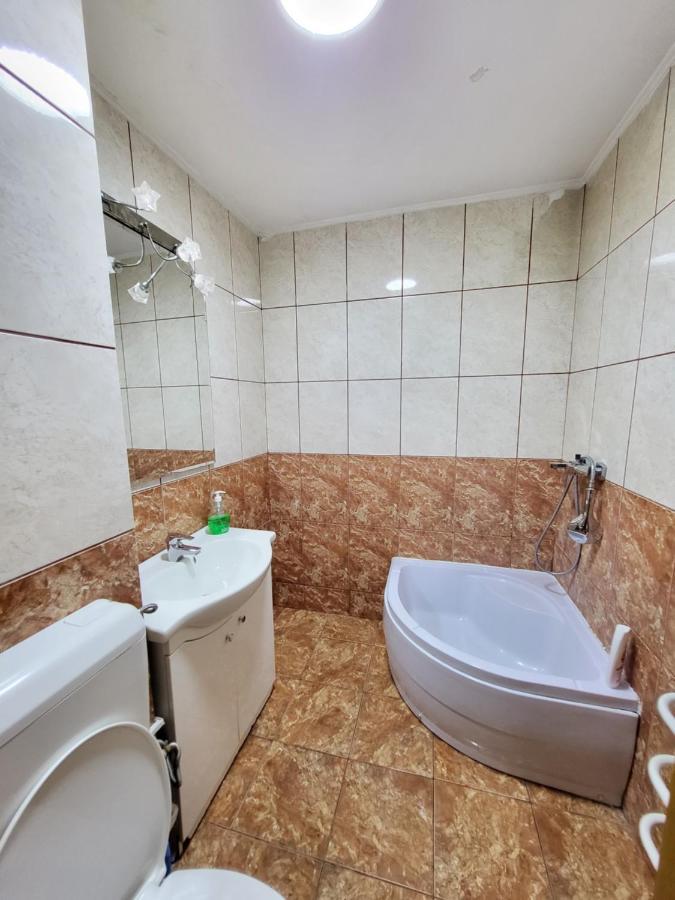 Avrig-Ferdinand Studio Bucureşti Exterior foto